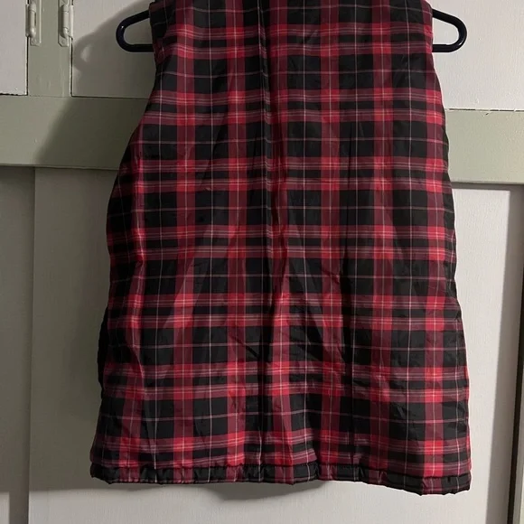 Women’s M Merona Puffer Vest - Reversible - Picture 10 of 13